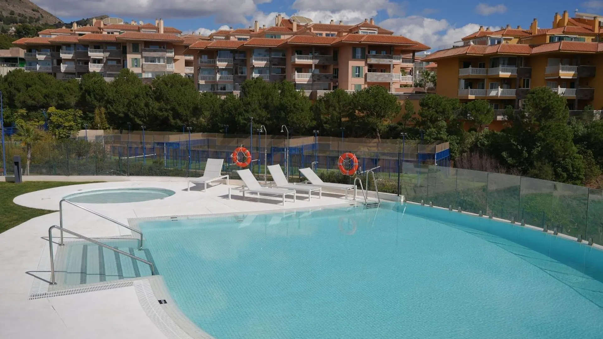 Beautiful West Facing 2-Bedroom Apartment In The Prestigous Higueron West Fuengirola Spain