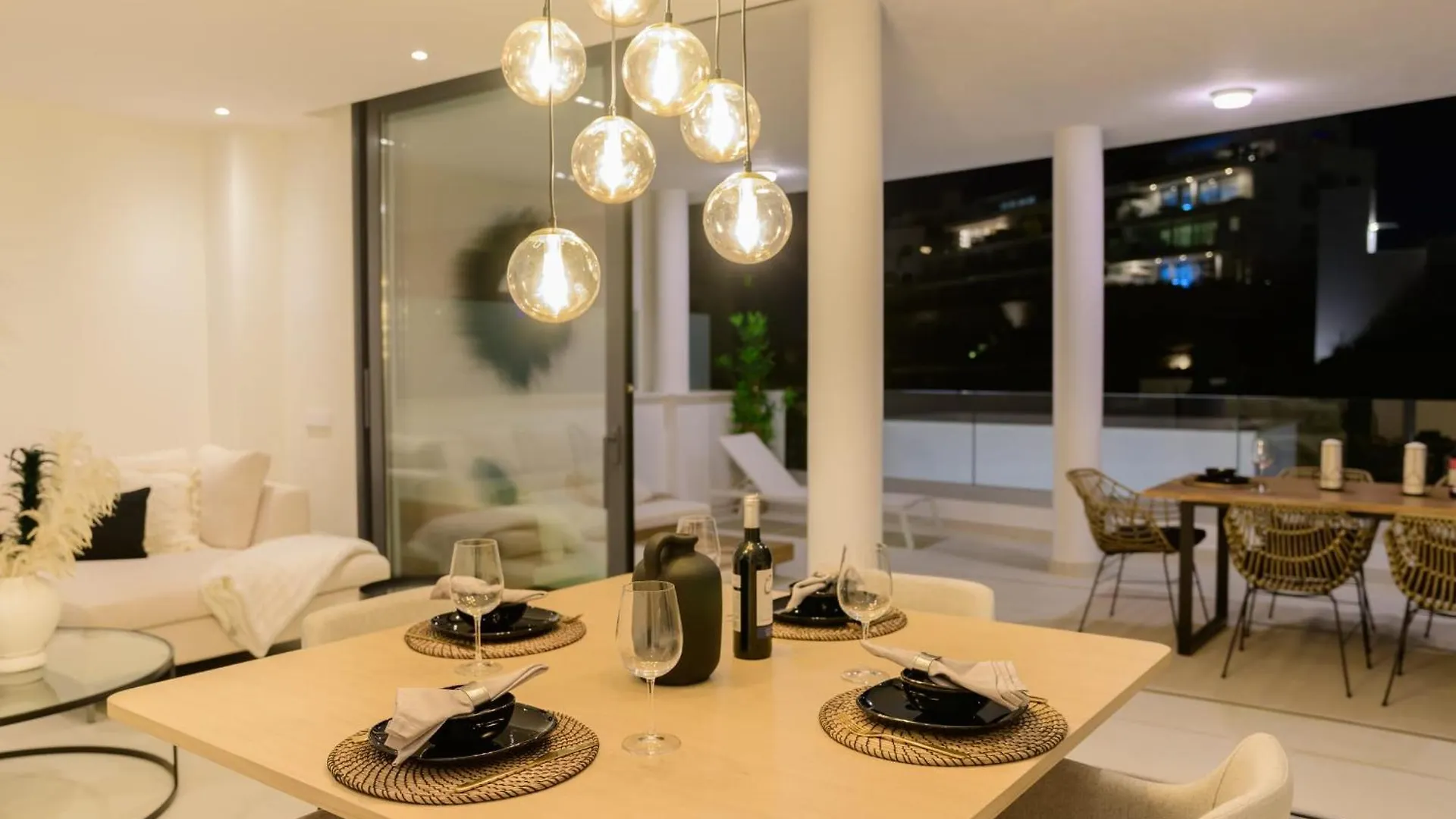Beautiful West Facing 2-Bedroom Apartment In The Prestigous Higueron West Fuengirola Spain