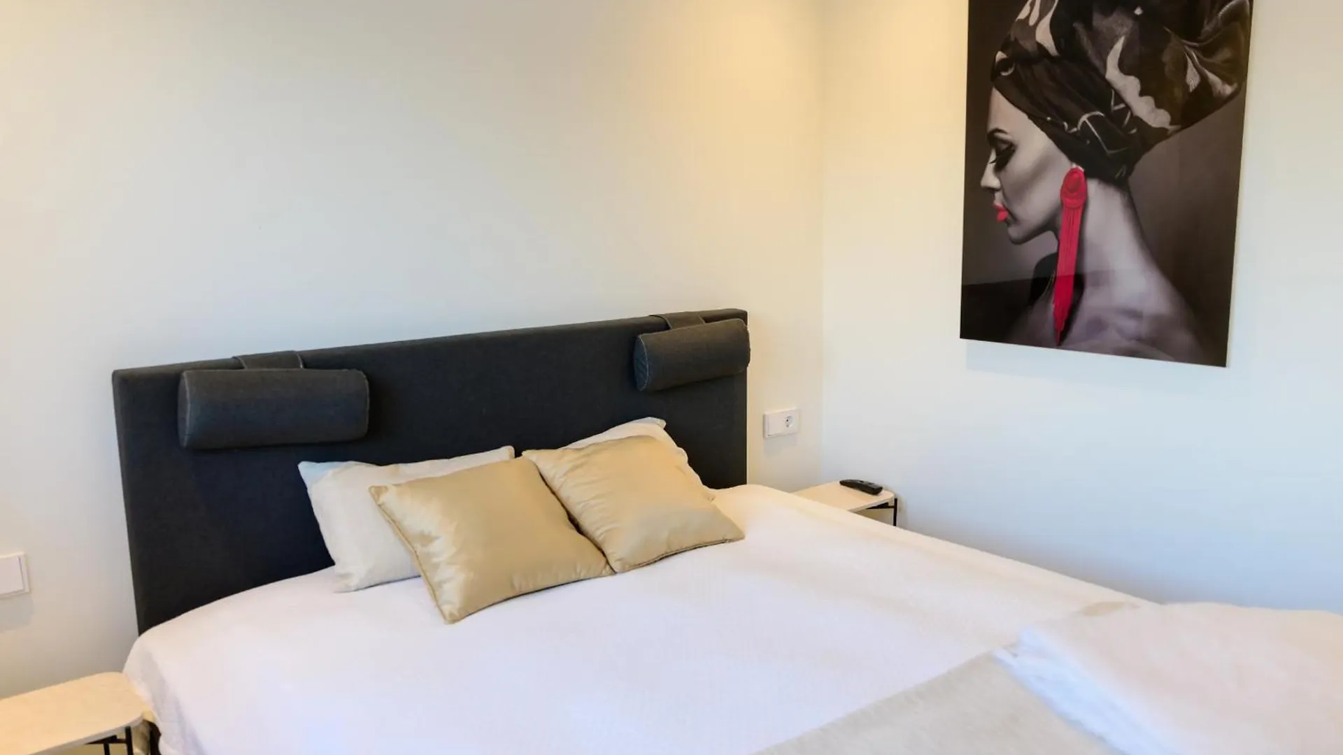 Beautiful West Facing 2-Bedroom Apartment In The Prestigous Higueron West Fuengirola