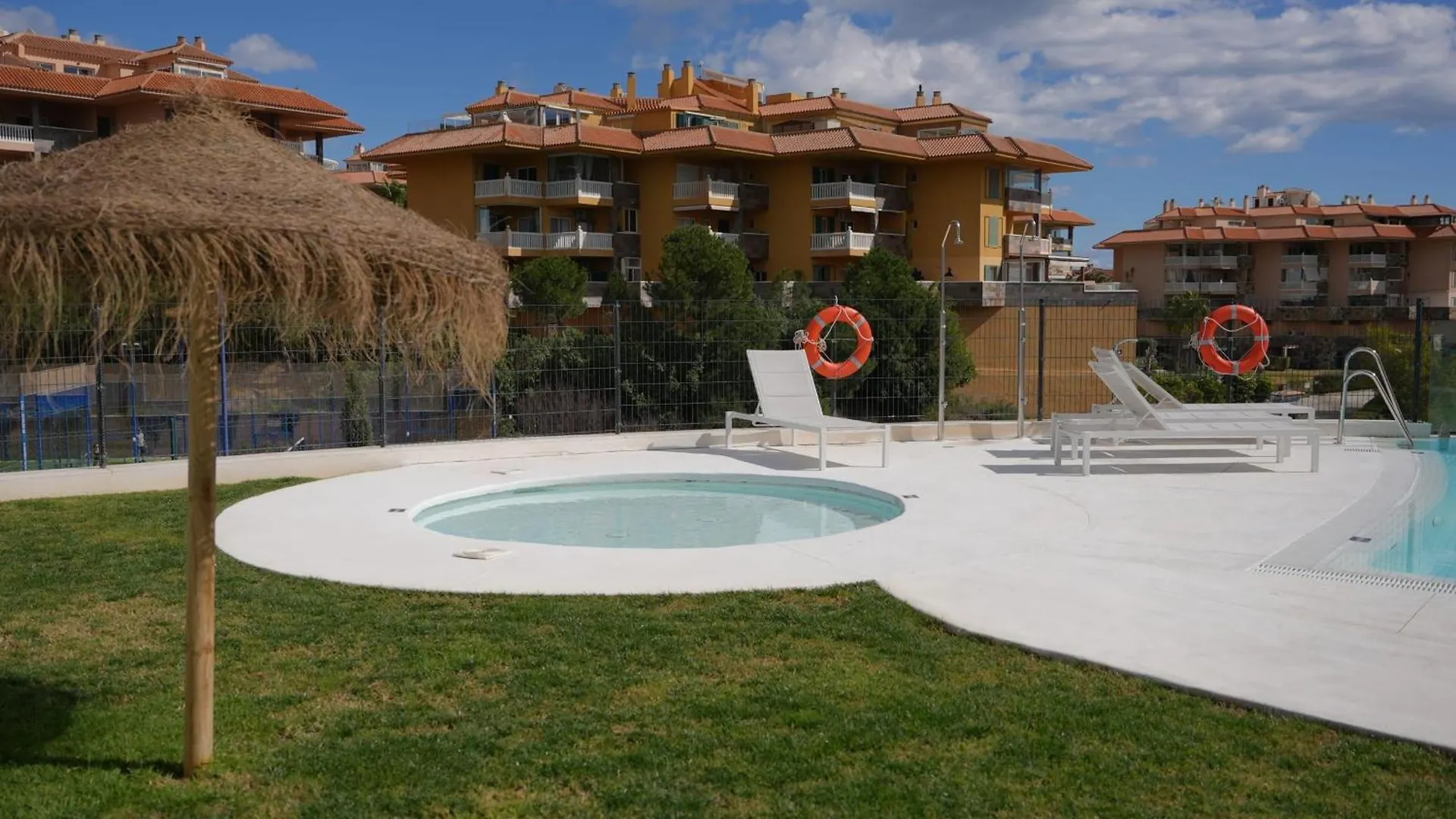 Beautiful West Facing 2-Bedroom Apartment In The Prestigous Higueron West Fuengirola