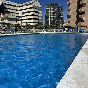 Atico Con Piscina Privada Y Vistas Al Mar Fuengirola